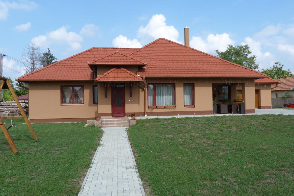 Tordai Vendégház Bihartorda Exterior foto